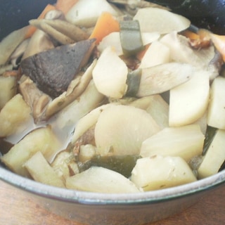 干し椎茸で根菜煮物